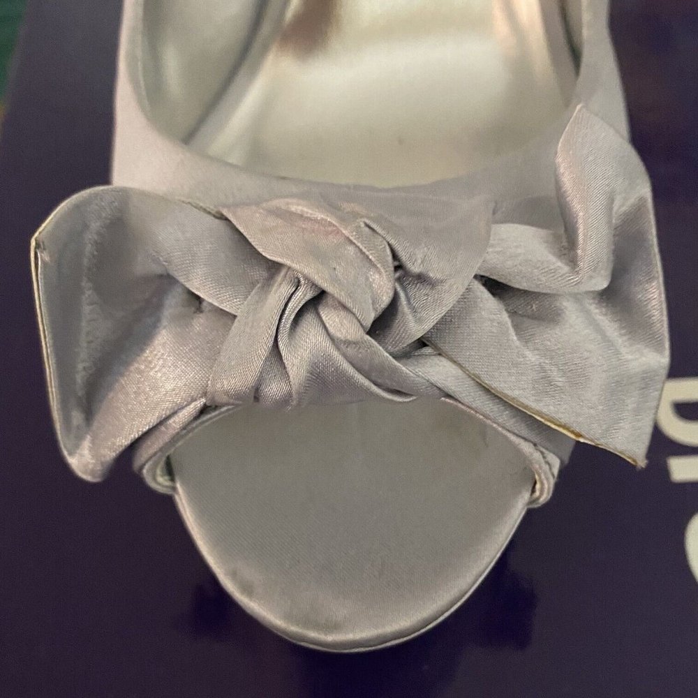 Kate Preston Silver Satin Open Toe High Heel Platform Slingback Evie Pumps 7 1/2